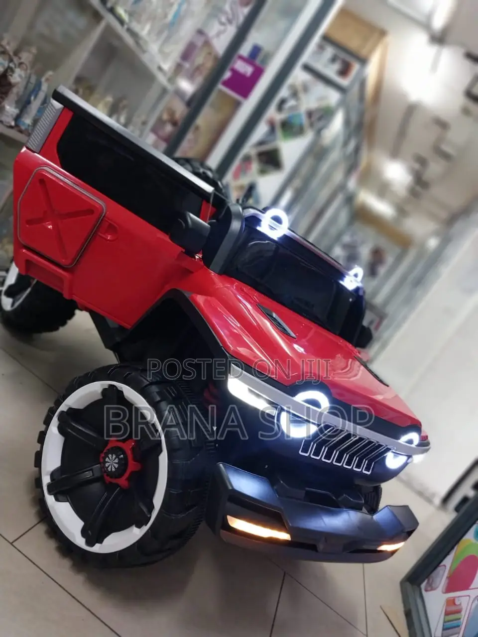 Jumbo Heavy Duty 4x4 Red Kids Ride-on Jeep (Model WN-1166).