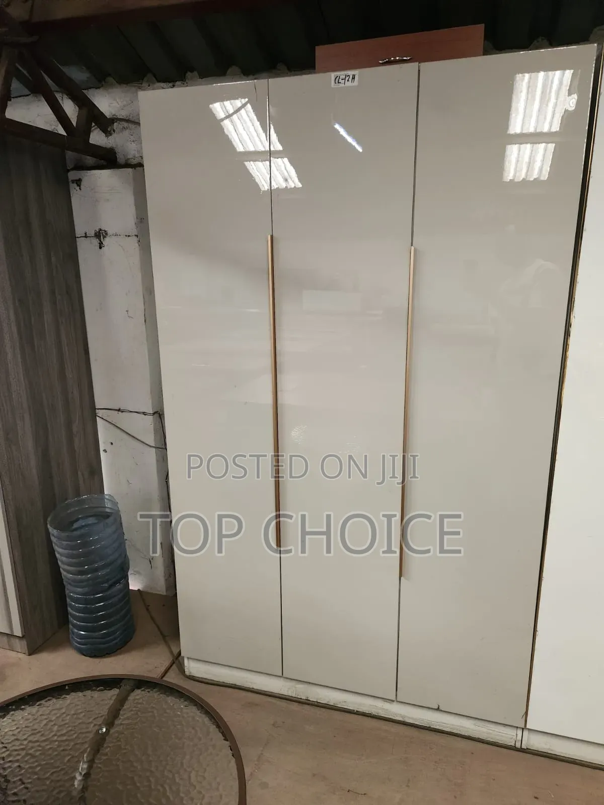 Stylish Wooden Clothes Wardrobe