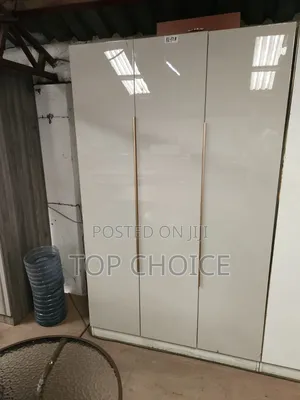 Stylish Wooden Clothes Wardrobe