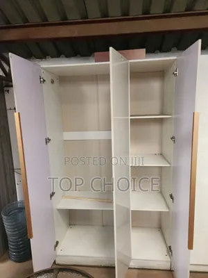 Stylish Wooden Clothes Wardrobe