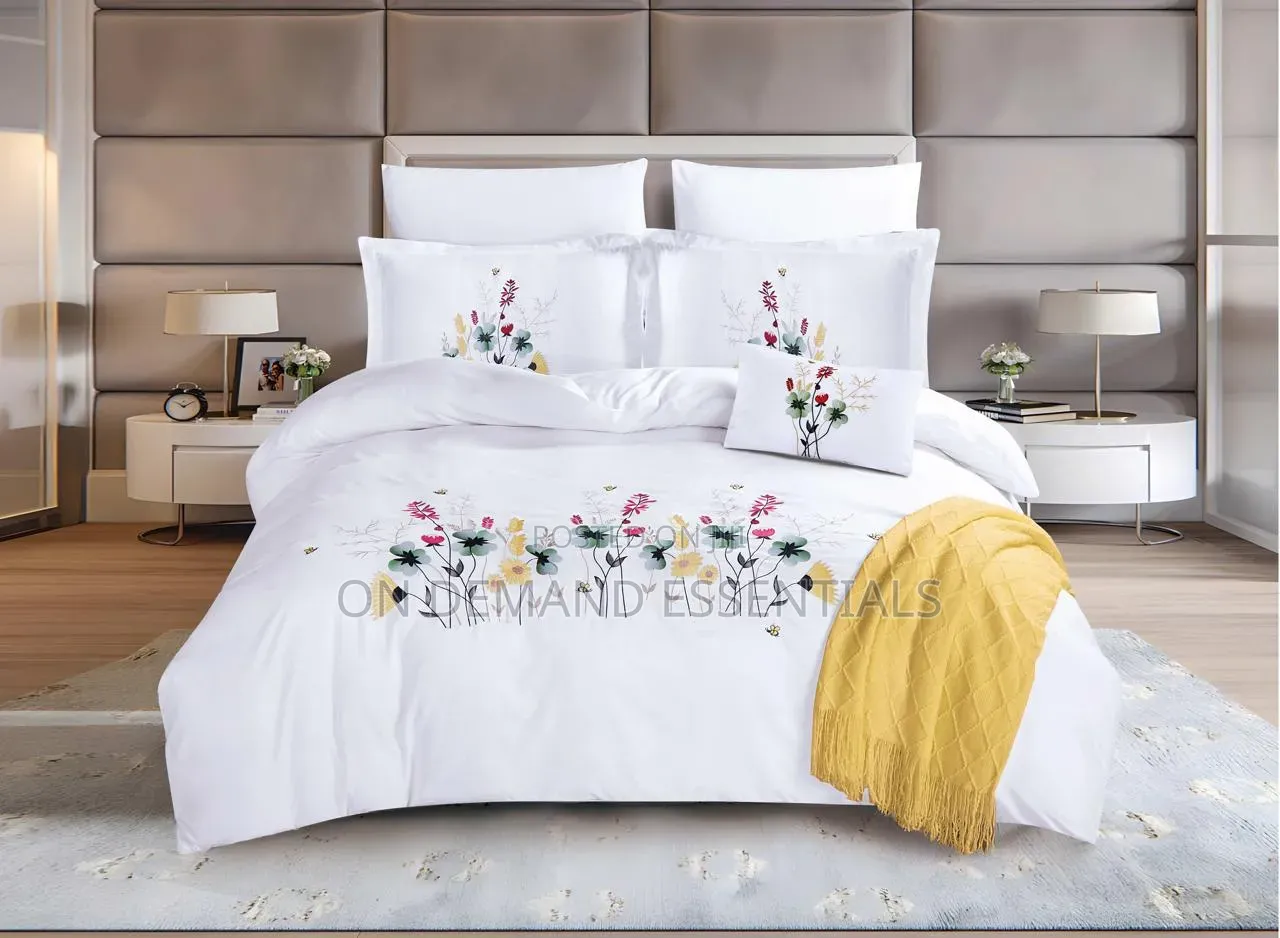 luxury Duvet Cover 
220cm by 240cm/6 X7