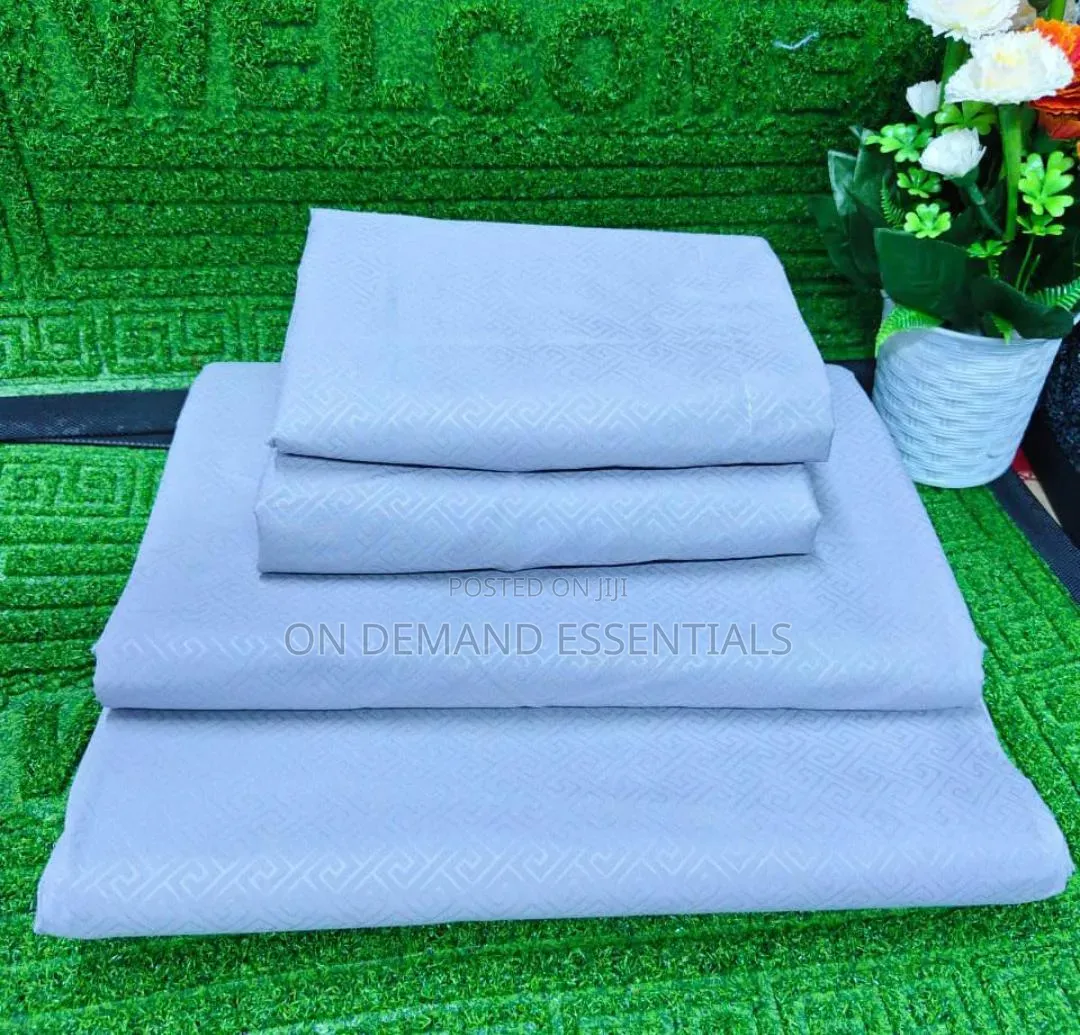 Luxury Greek Embossed Pattern Cotton King-Size Bedsheets