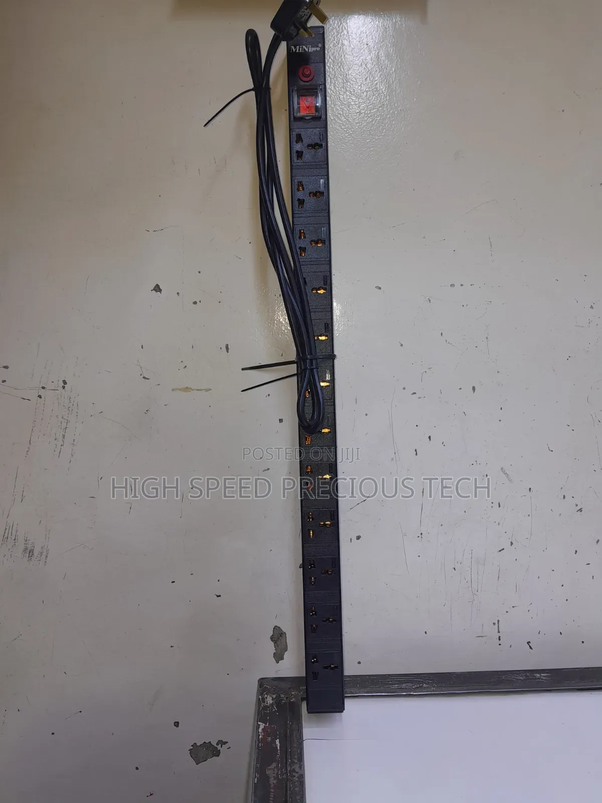 12way Power Distribution Unit Universal