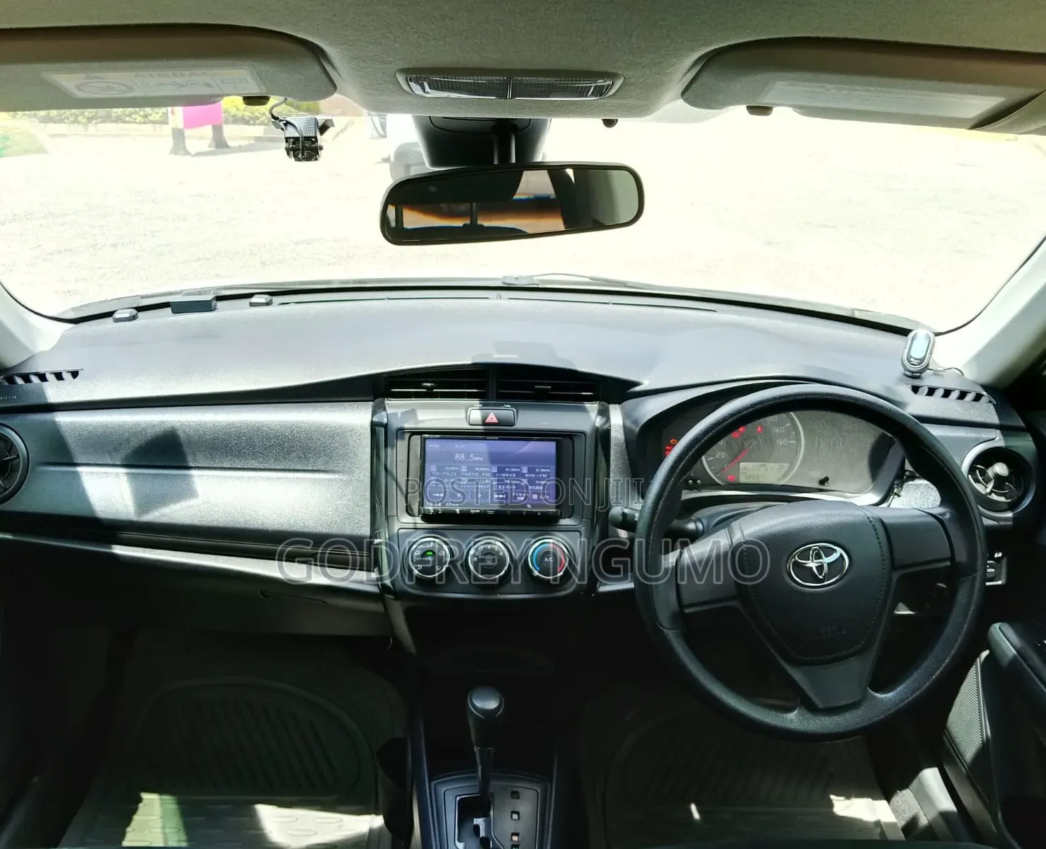 Toyota Axio 2017 White
