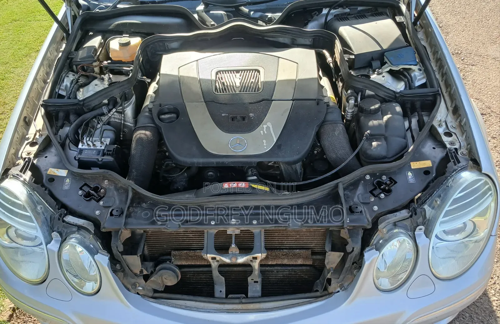 Mercedes-Benz E300 2009 Silver