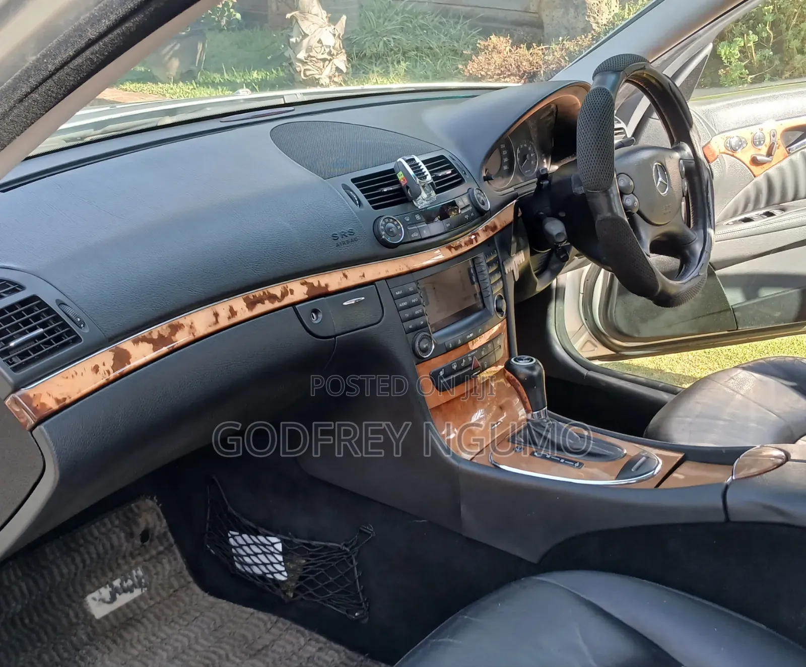 Mercedes-Benz E300 2009 Silver