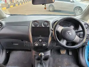 Nissan Note 2011 Blue