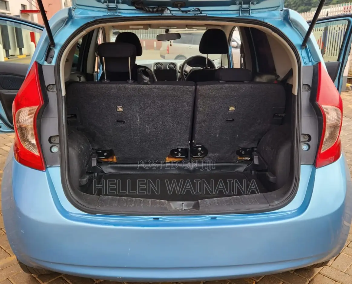 Nissan Note 2011 Blue