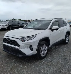 Toyota RAV4 2019 White