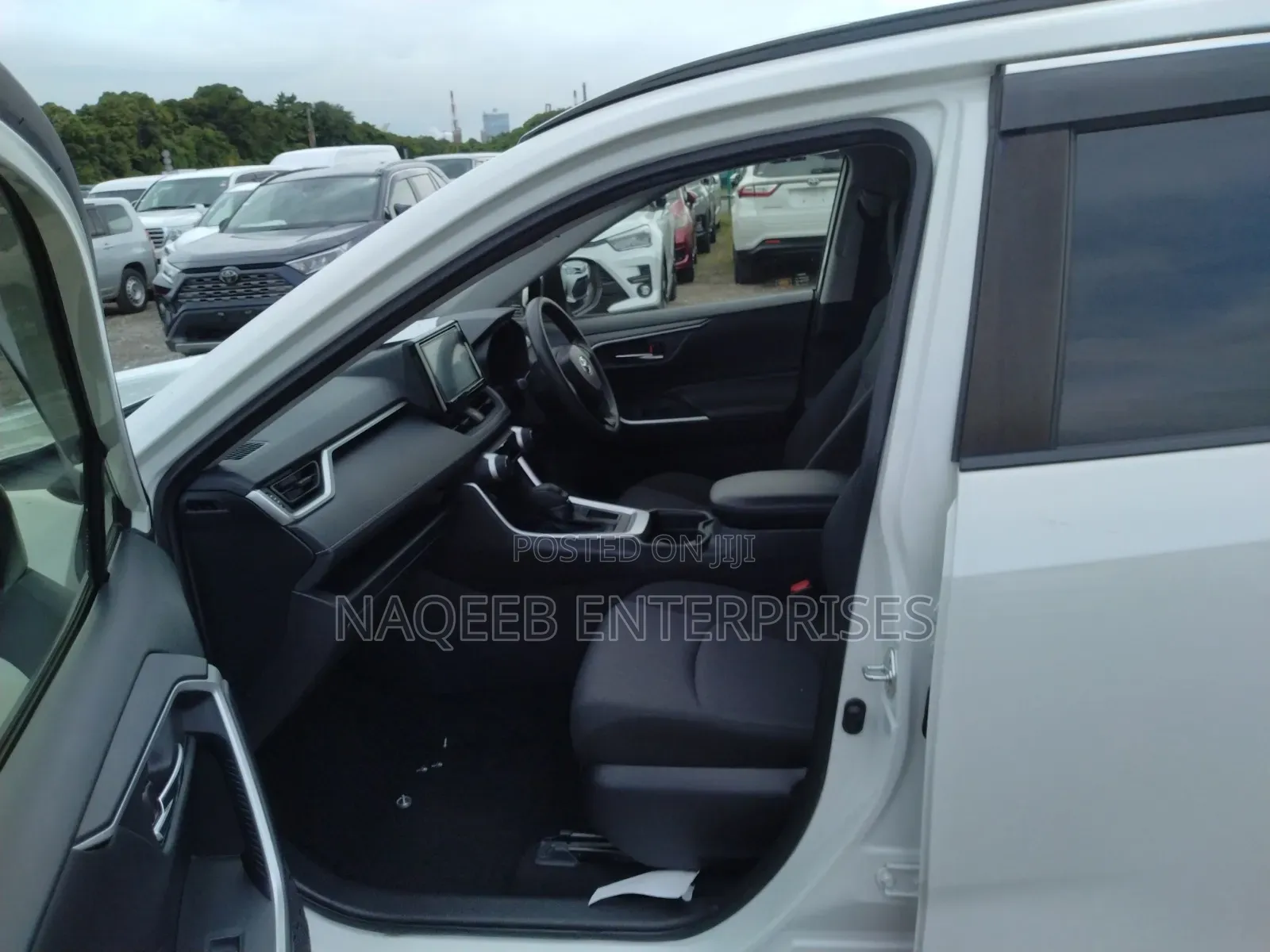 Toyota RAV4 2019 White