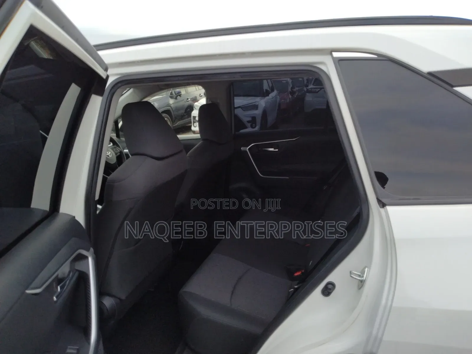 Toyota RAV4 2019 White