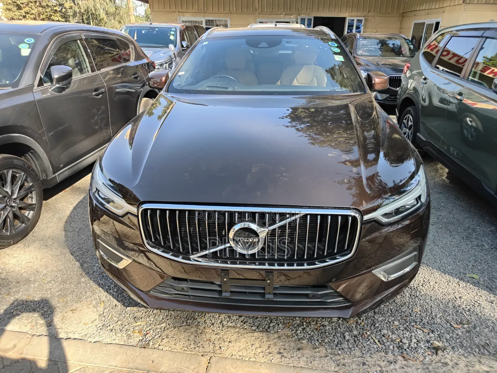 Volvo XC60 2019 Brown