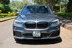BMW X1 xDrive28i AWD 2016 Gray