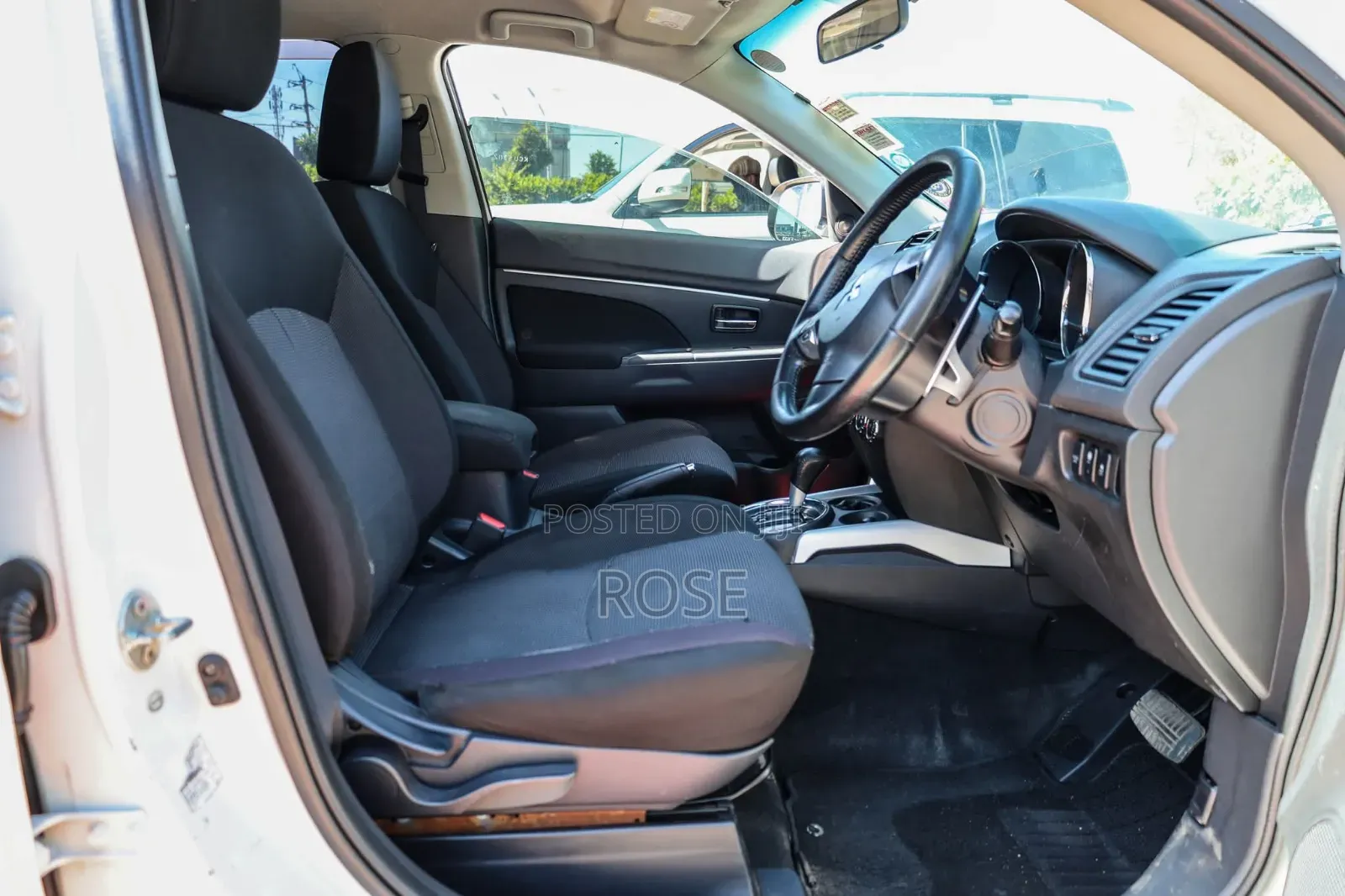 Mitsubishi RVR 2.0 2012 White