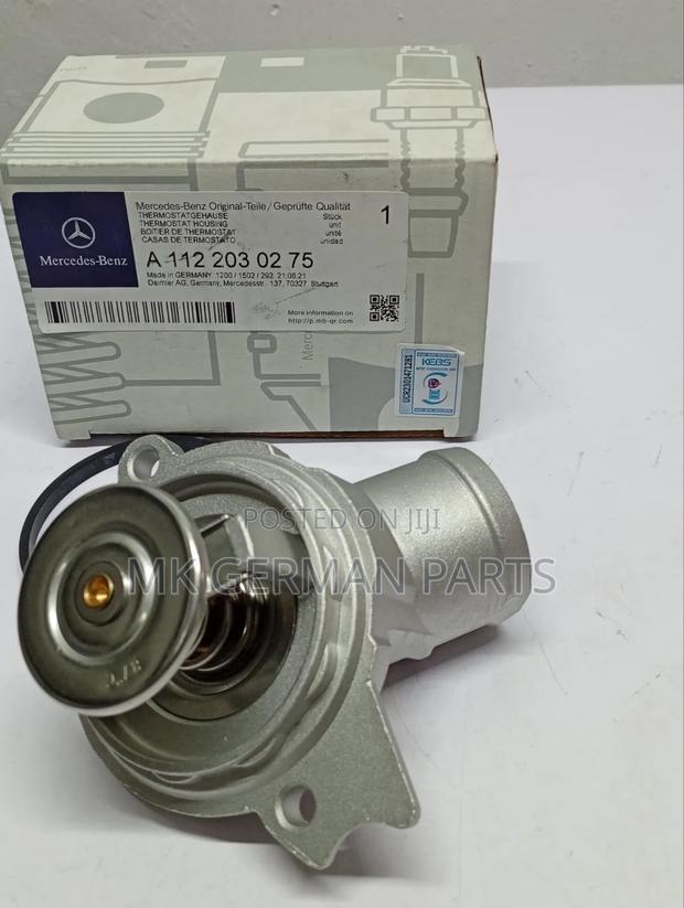 Genuine Mercedes Engine Thermostat Housing M112 - main view