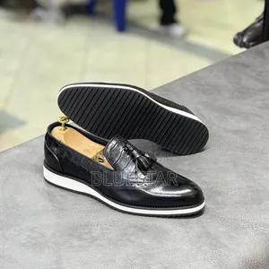 Best Official Shoes Size 40_45 Availaible