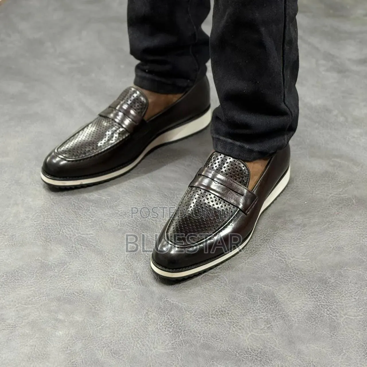 Best Official Shoes Size 40_45 Availaible