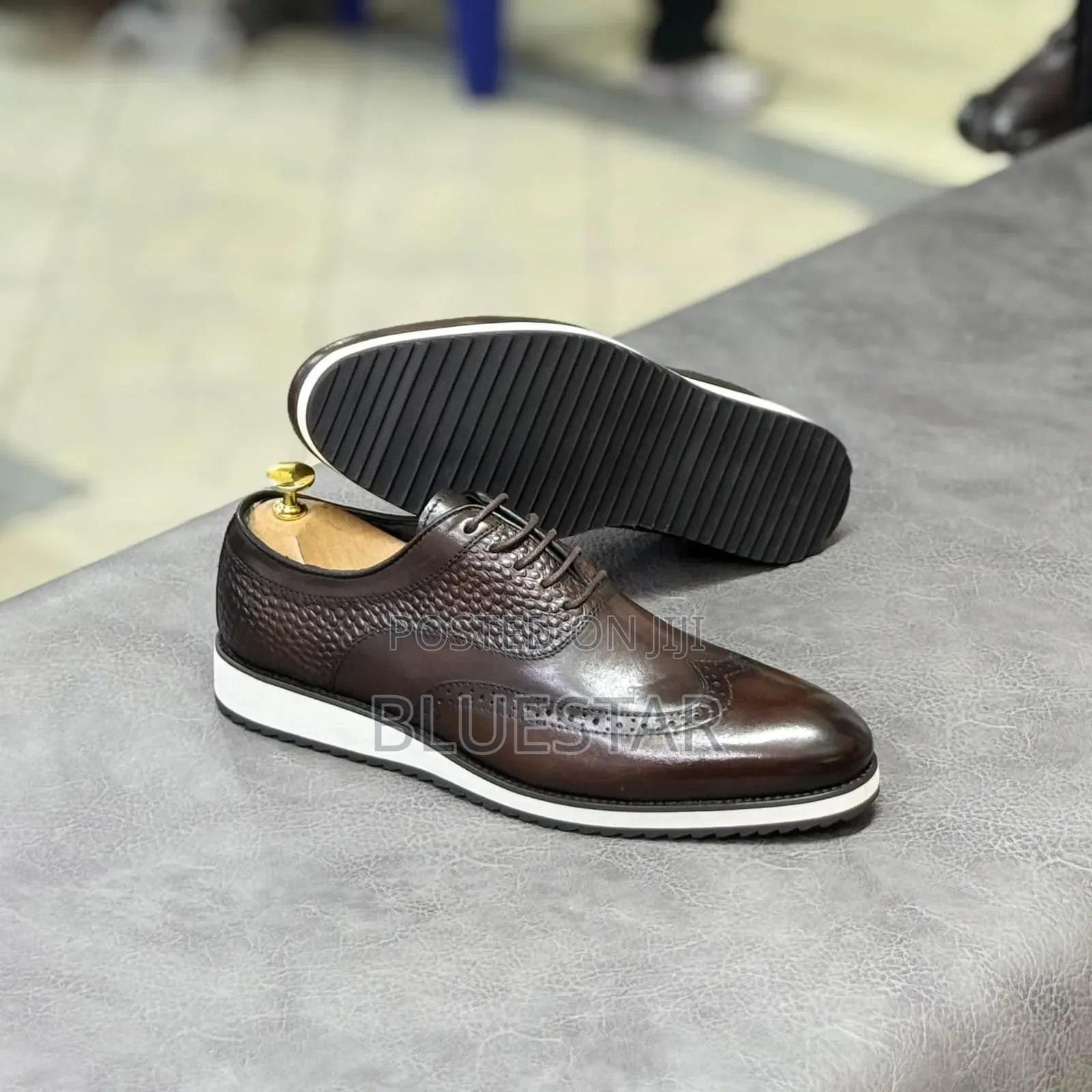 Best Official Shoes Size 40_45 Availaible