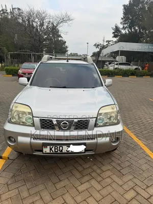 Nissan Civilian 2004 Silver