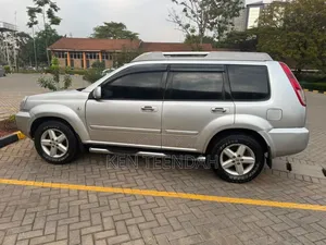 Nissan Civilian 2004 Silver