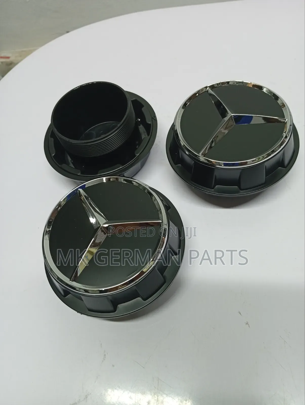 Mercedes-Benz Screw Hub Caps/Centre Caps.