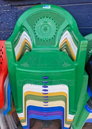 Kenpoly Green Plastic Arm Chair.