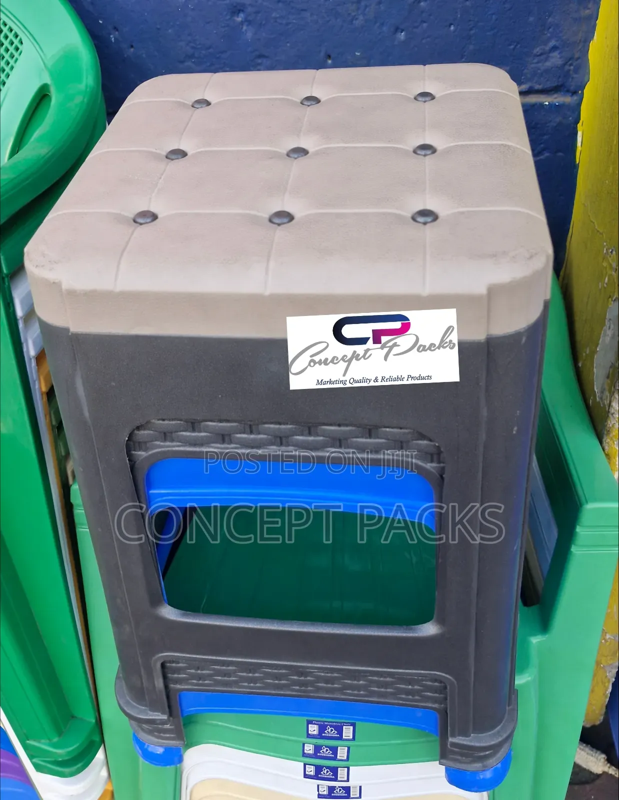 Kenpoly New Button Plastic Stool