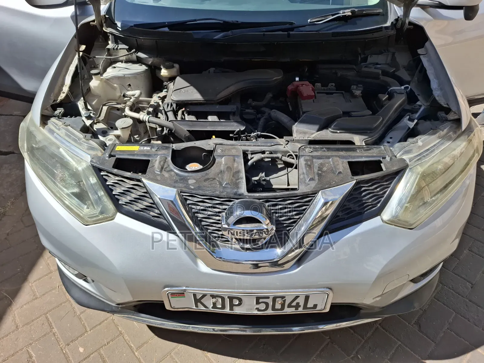 Nissan X-Trail 2015 Silver