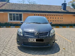 Toyota Auris 2010 Black