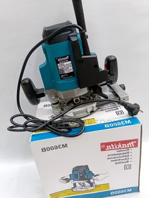 Makita Handheld Wood Router High Performance Power Tool