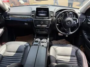 Mercedes-Benz GLE-Class 2017 Black