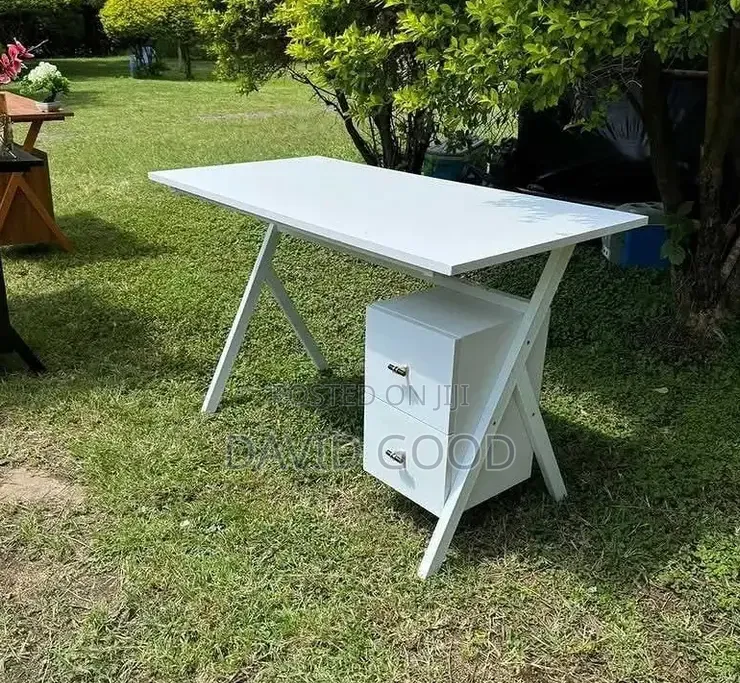 Y Stand Executive Office Table