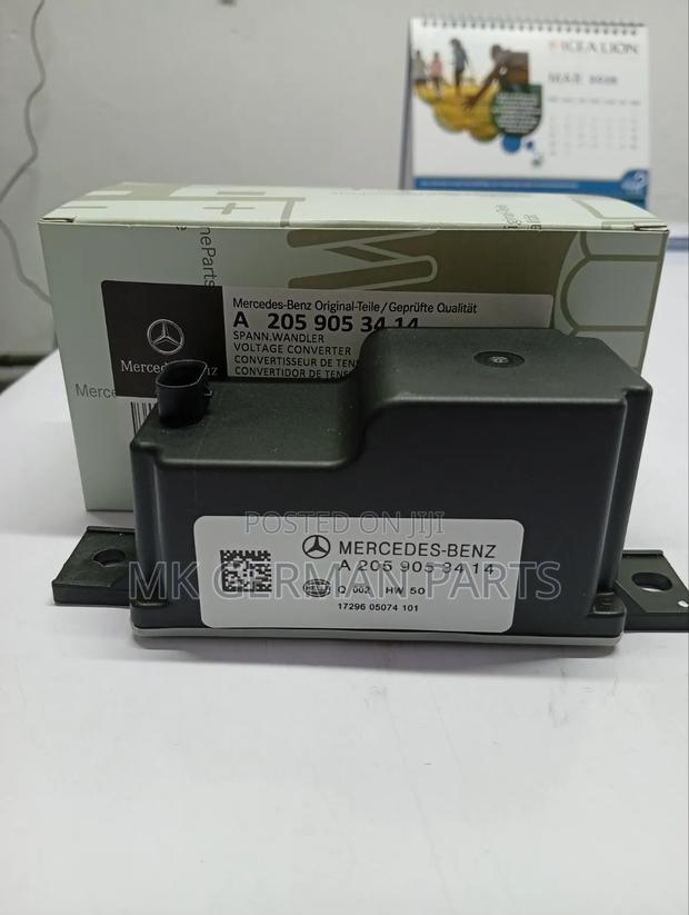 Genuine Mercedes Voltage Converter/Auxiliary Battery. - thumbnail 2