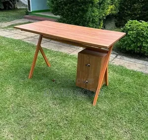 Premium Black Table