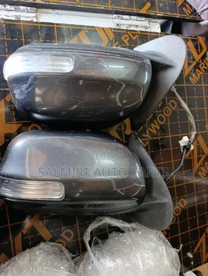 Toyota Sienta 2010 Side Mirror