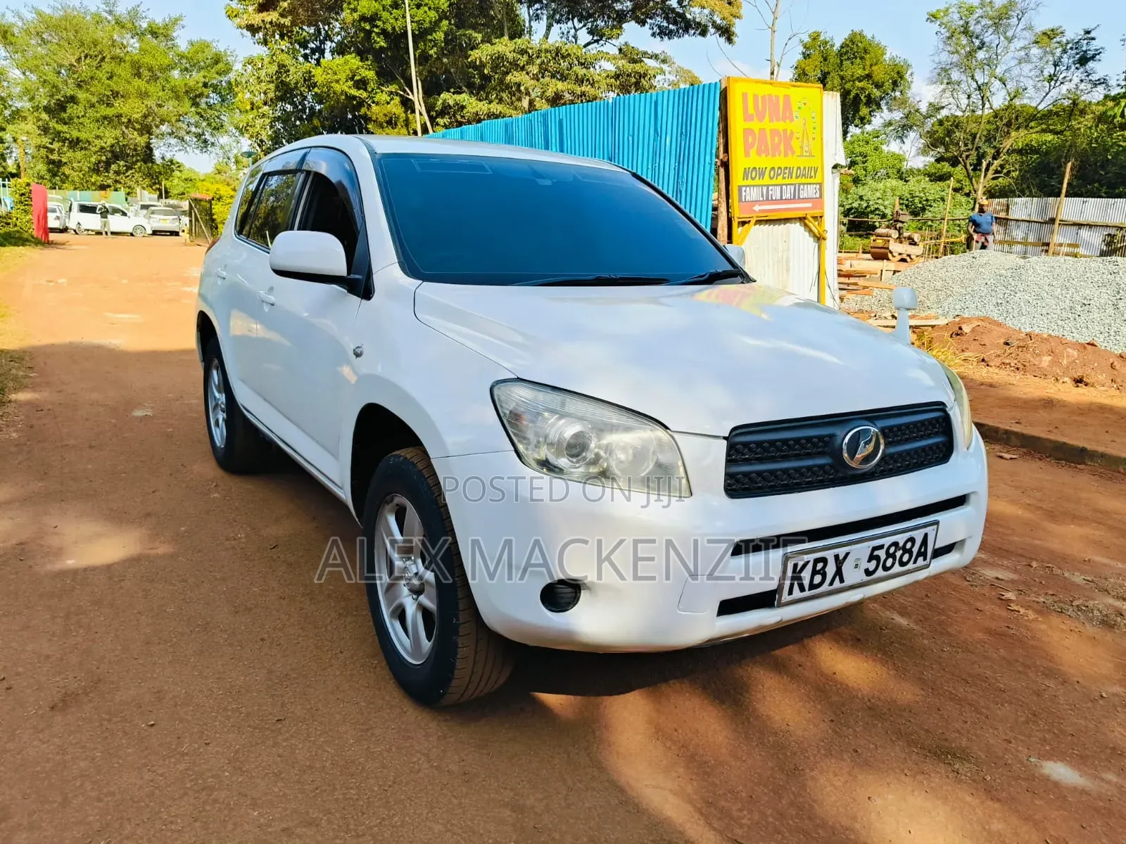 Toyota RAV4 2007 White