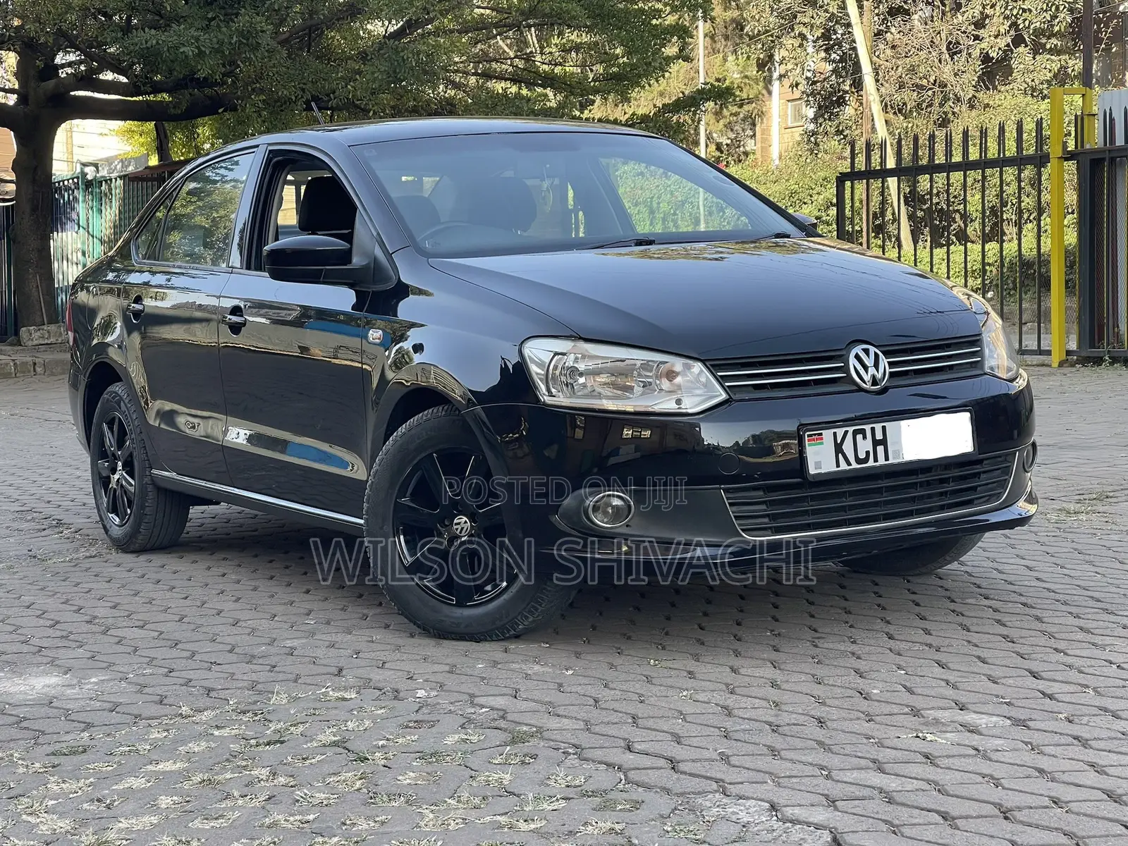 Volkswagen Polo 2014 Black