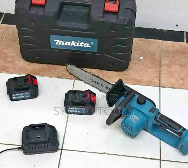 Makita Cordless Chainsaw 12"