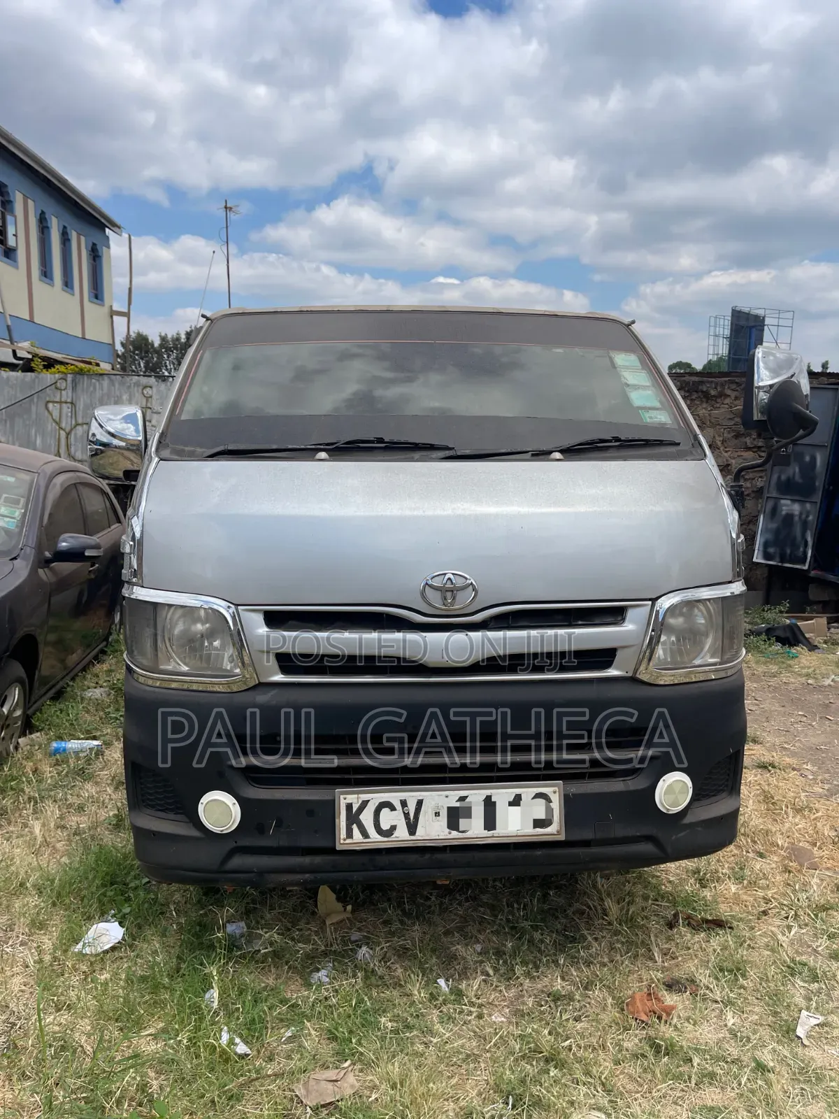 Toyota HiAce 2012 Silver