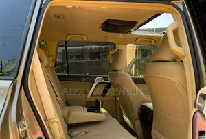 Toyota Land Cruiser Prado 2016 Gold