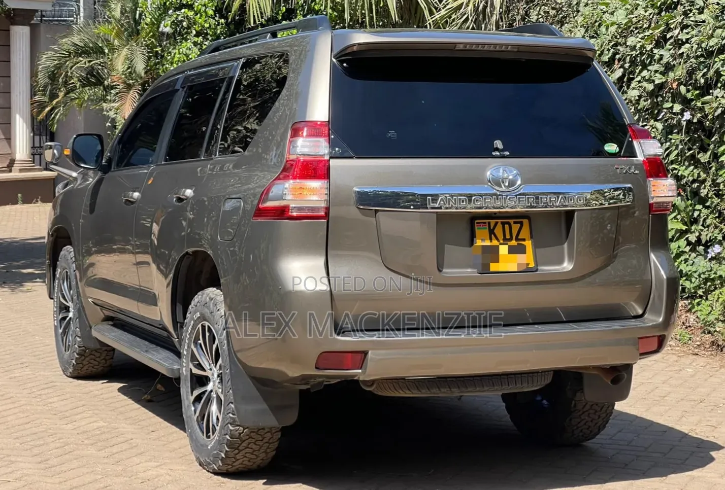 Toyota Land Cruiser Prado 2016 Gold