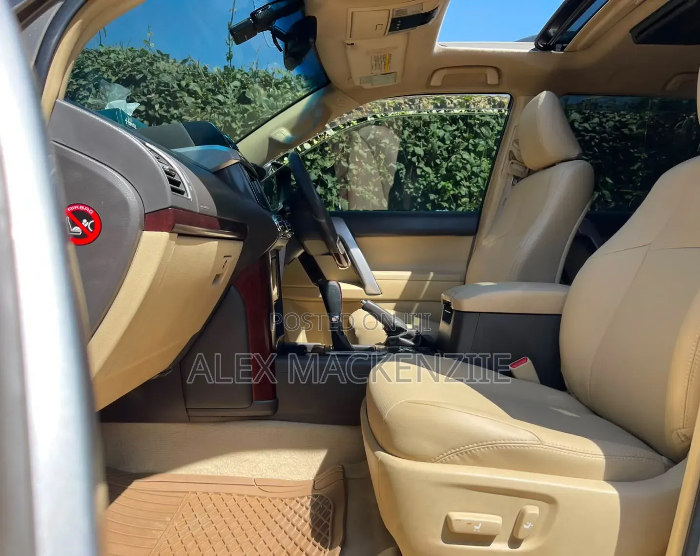 Toyota Land Cruiser Prado 2016 Gold