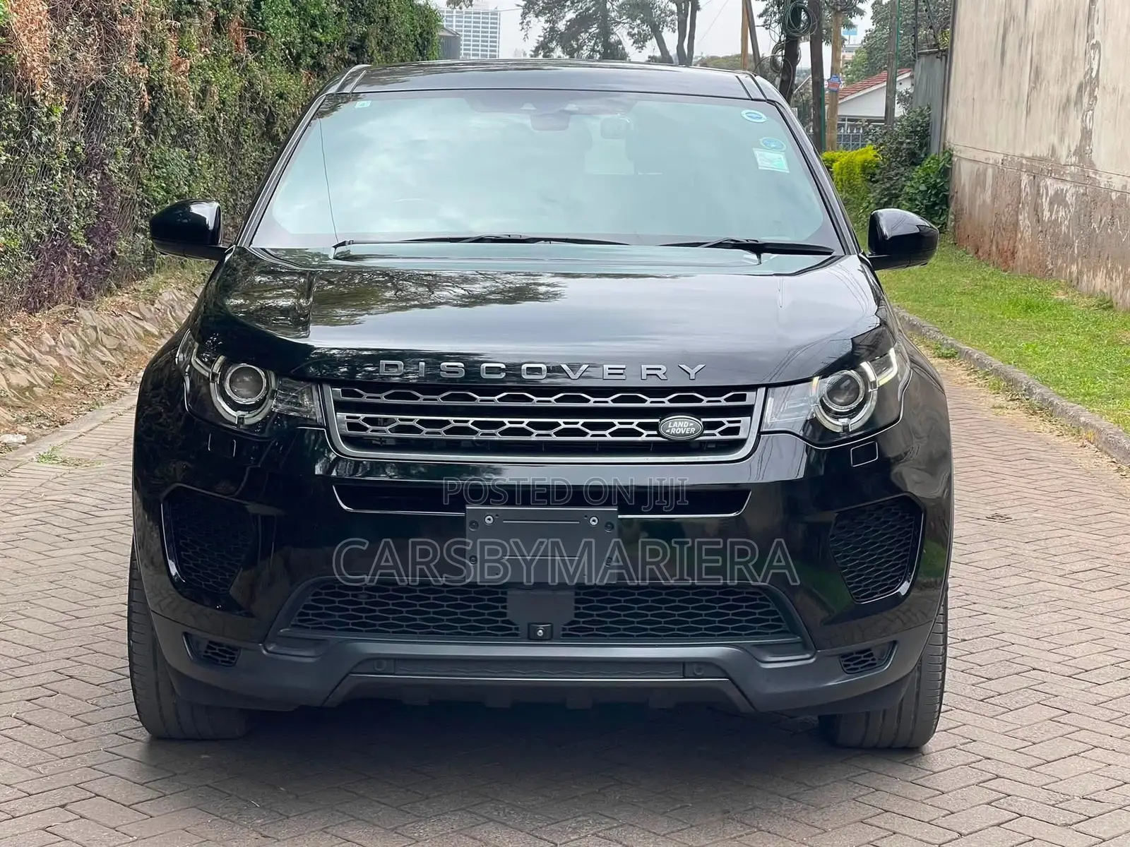 Land Rover Discovery Sport 2019 Black