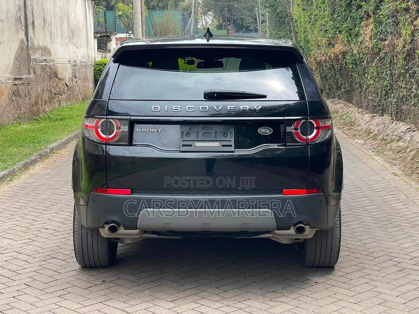 Land Rover Discovery Sport 2019 Black