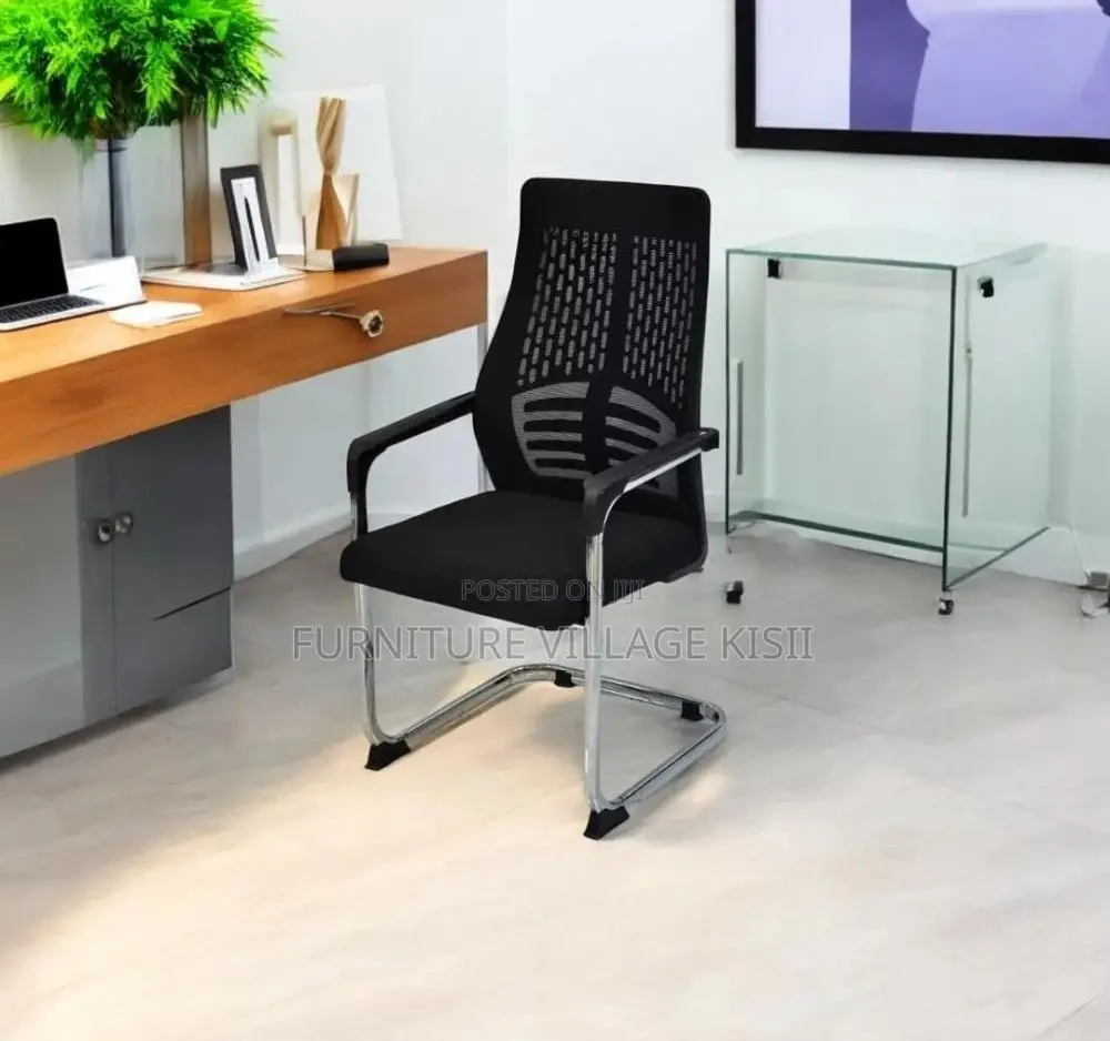 Office Chair: Ergonomic Mesh Visitors Seat