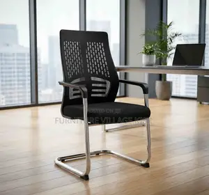 Office Chair: Ergonomic Mesh Visitors Seat