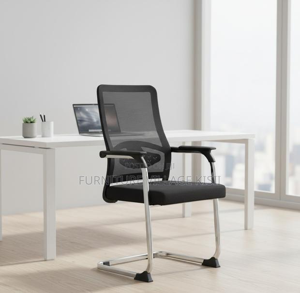Office Chair: Ergonomic Mesh Visitors Seat - thumbnail 13
