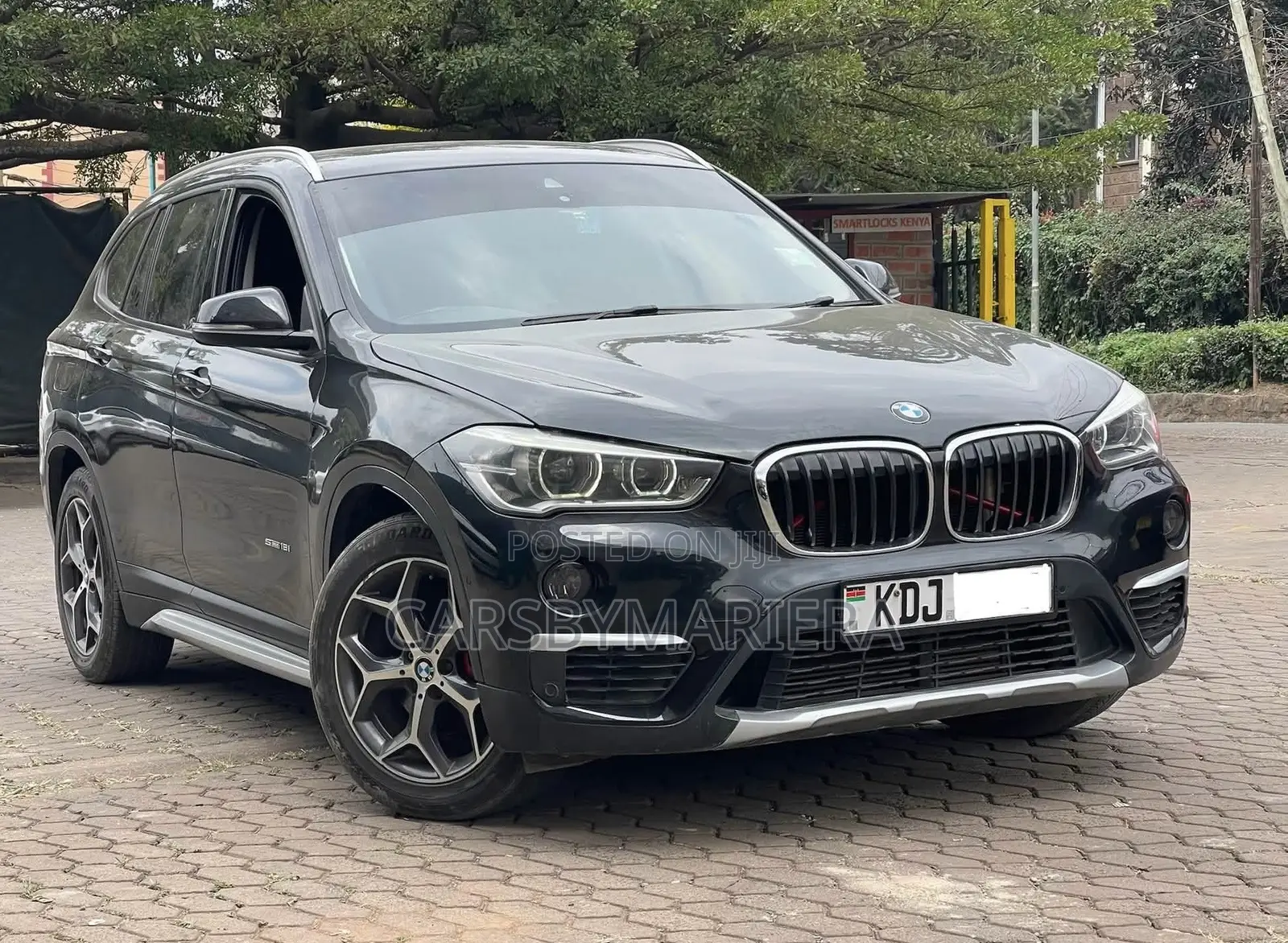 BMW X1 xDrive28i AWD 2016 Black