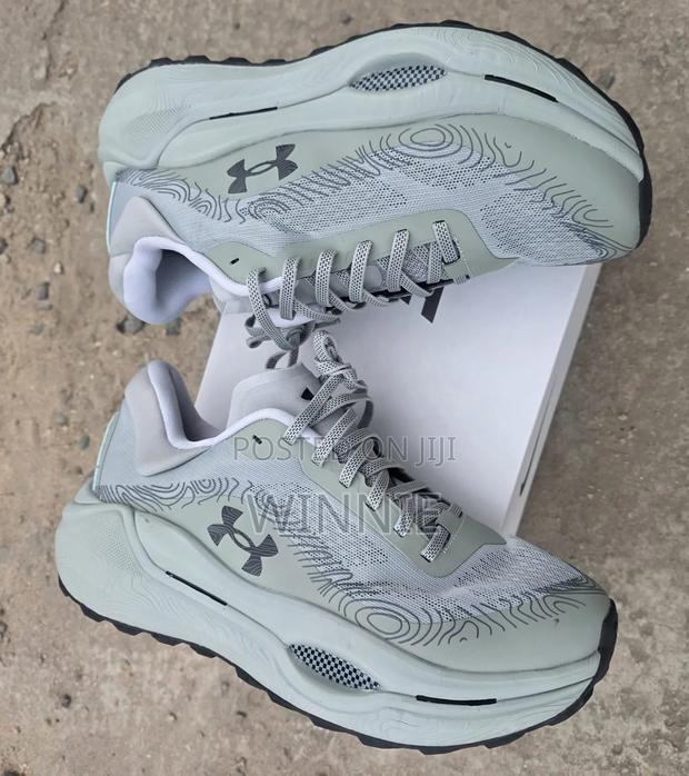 Under Armour - thumbnail 4