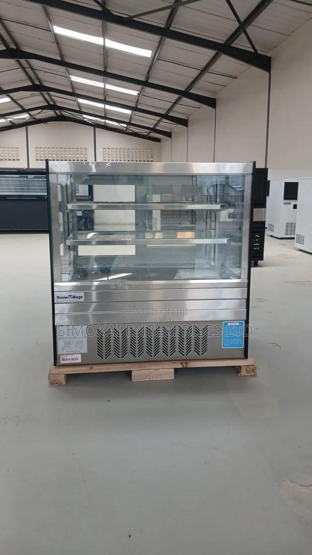 Snow Village Cake Display Chiller( Countertop) - main view